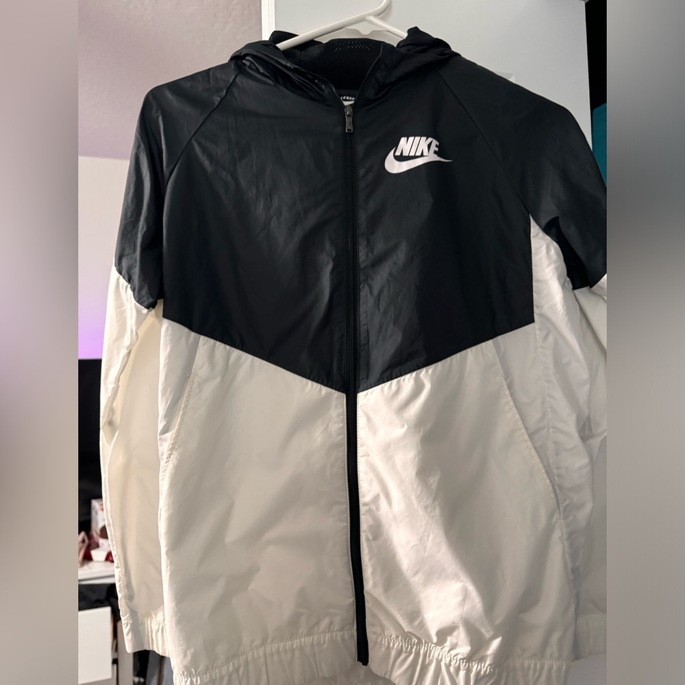 Nike windbreaker